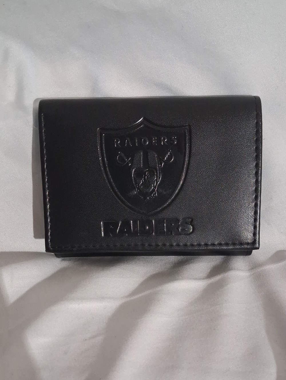 Riders by Lee Black Trifold Card Wallet with Embossed Raiders Logo